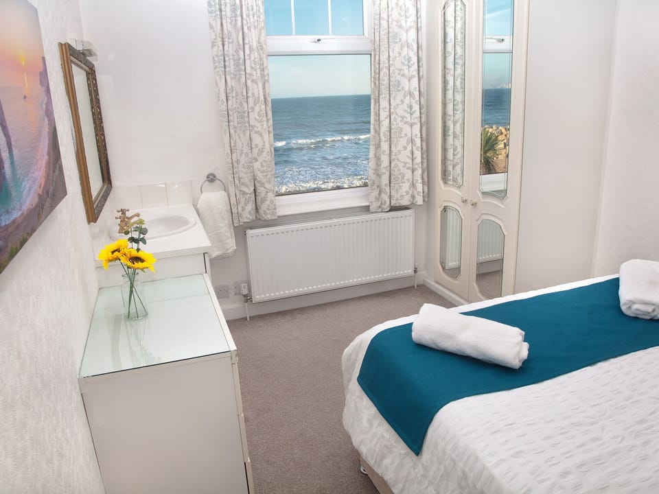 Weymouth Bay Apartment B Apartment in Weymouth