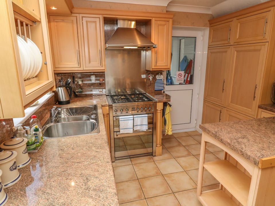 Cottage | Interior