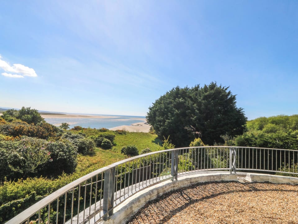 Cottage | Beach | Beach nearby