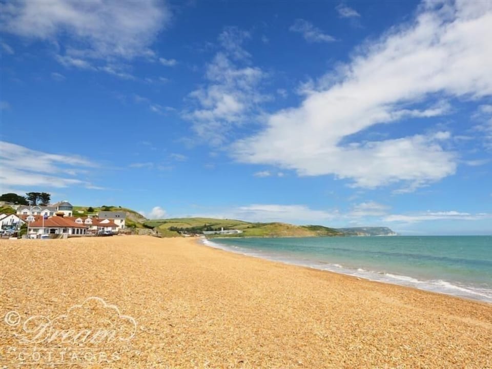 Bowleaze View Cottage in Weymouth