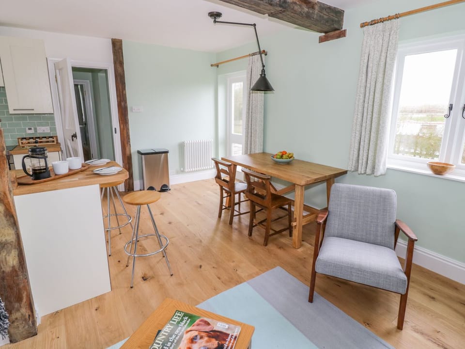 Cottage | Interior