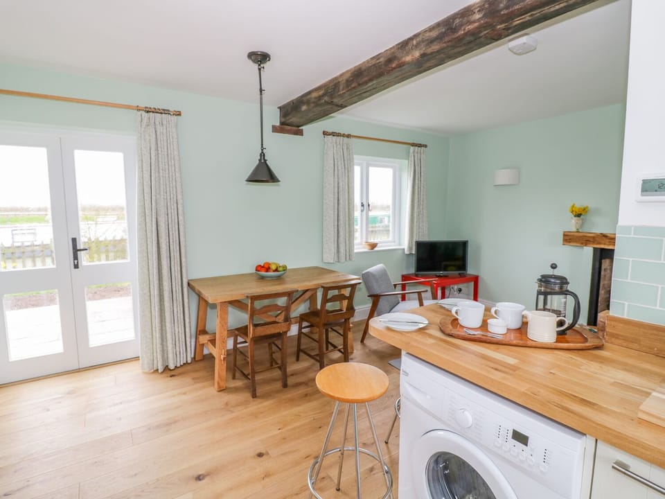 Cottage | Interior