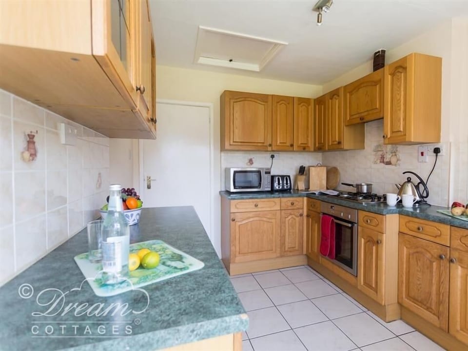 Cottage | Interior