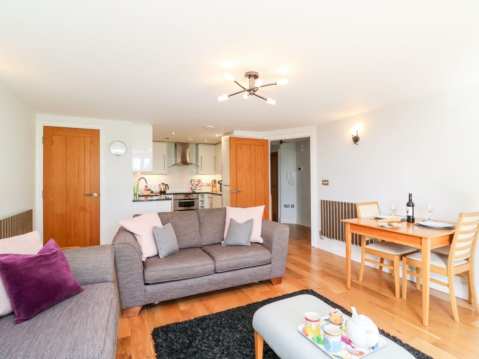 Cottage | Interior