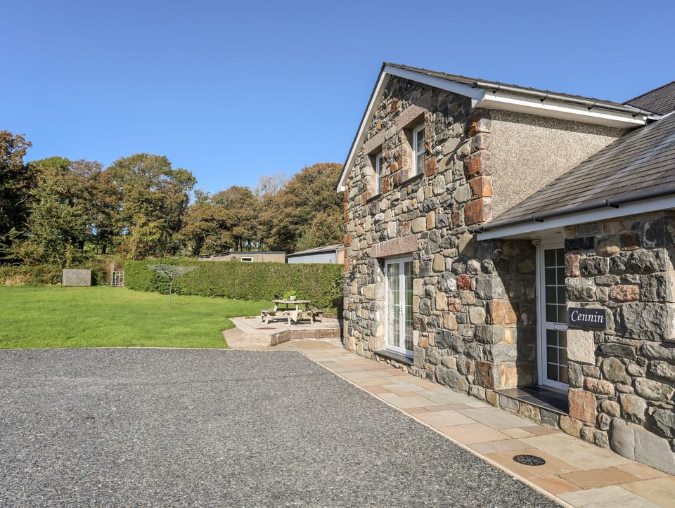 Cottage | Exterior