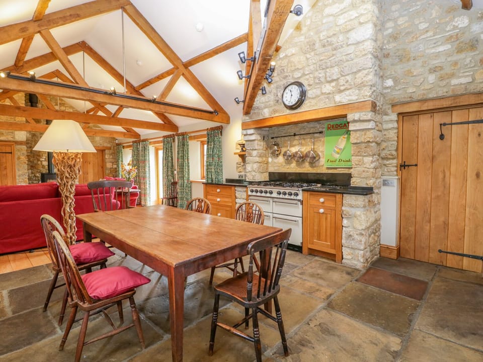 Cottage | Interior