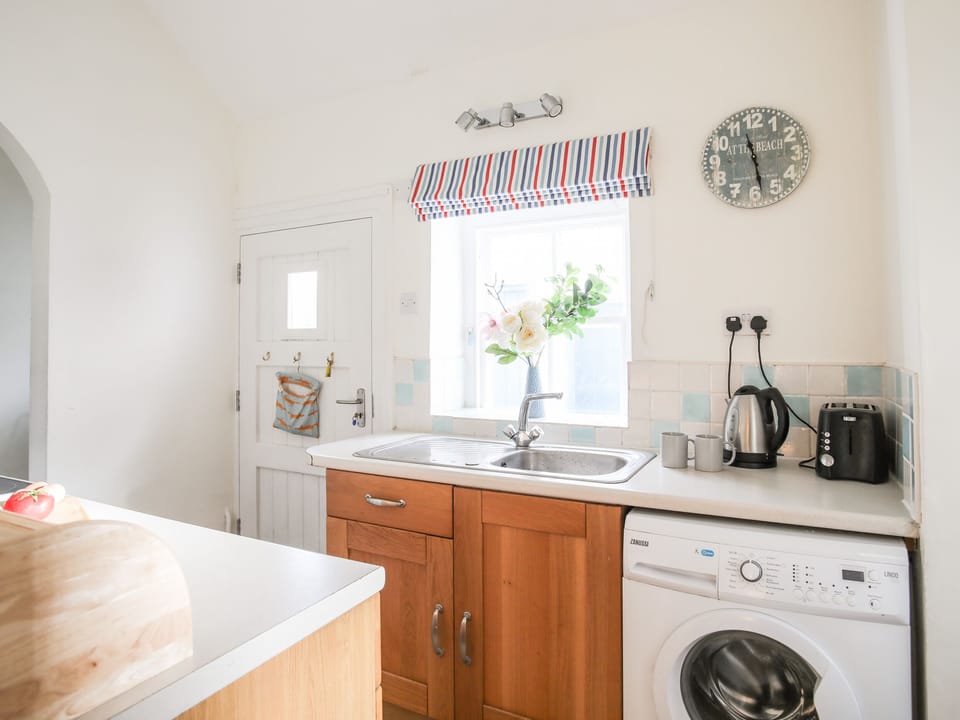 Cottage | Private kitchen | Highchair, cookware/dishes/utensils