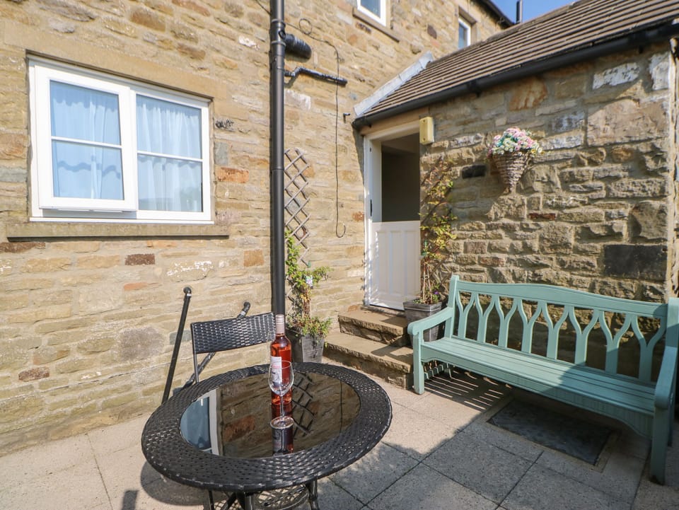 Cottage | Balcony