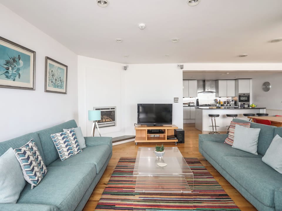 Cottage | Living area