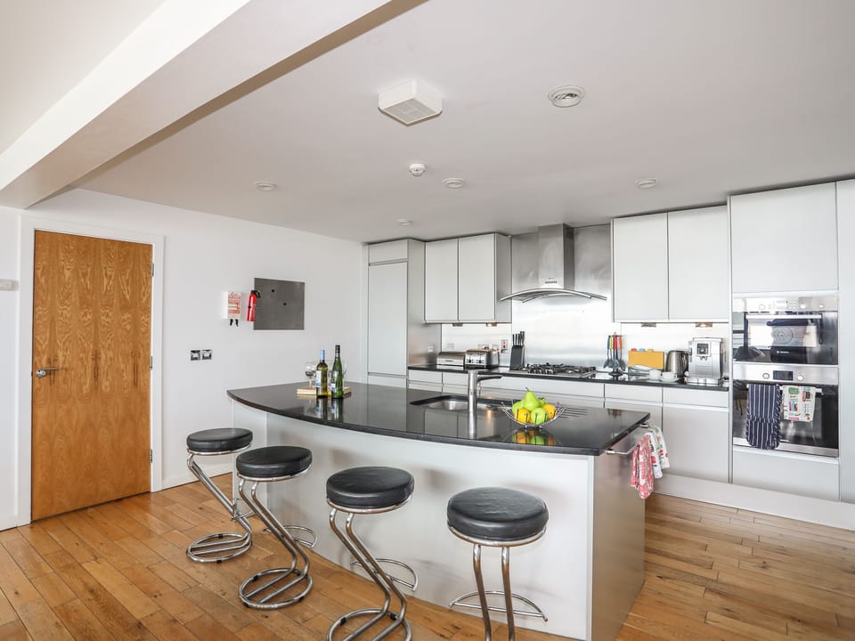 Cottage | Interior
