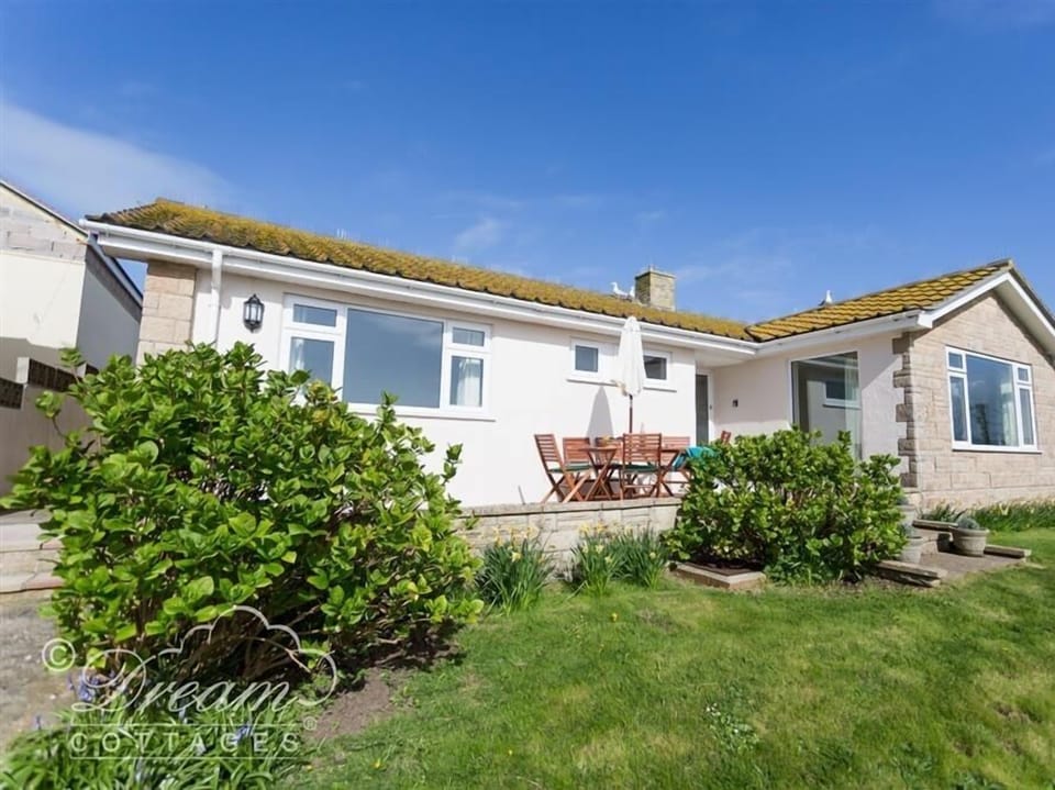 Seacliff House in Bridport