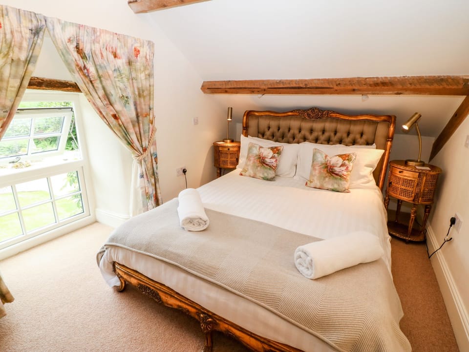 The Little Coach House House in Wales