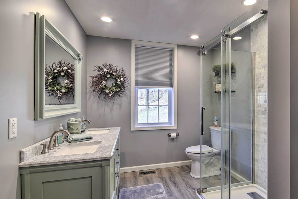 Bathroom | Towels Provided