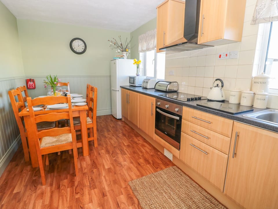 Cottage | Interior