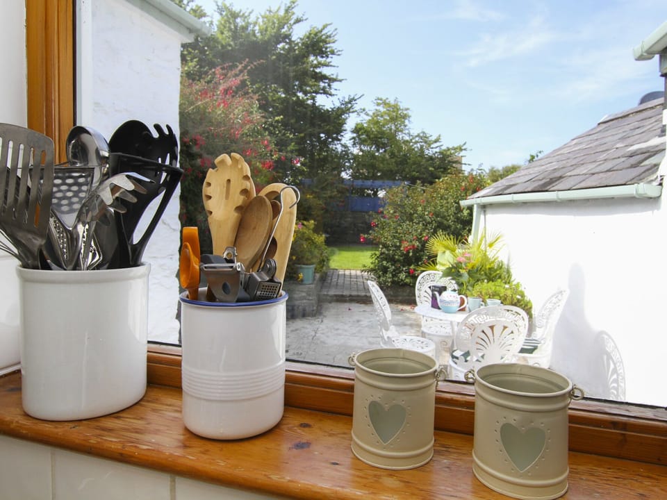 Cottage | Interior