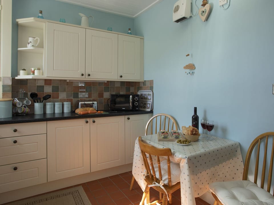 Cottage | Interior