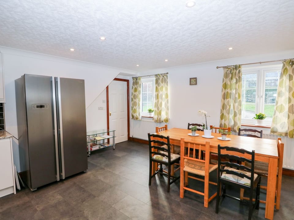 Cottage | Interior