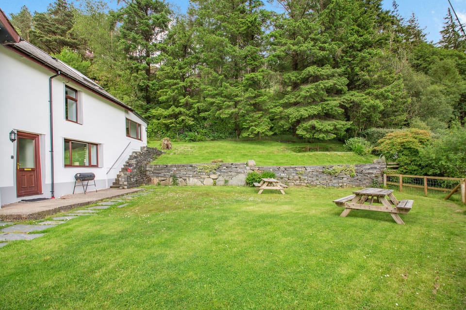 Cottage | Interior