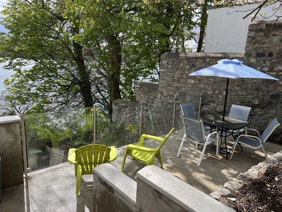 Cottage | Balcony
