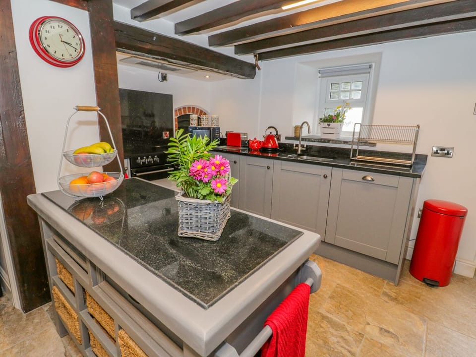 Cottage | Interior