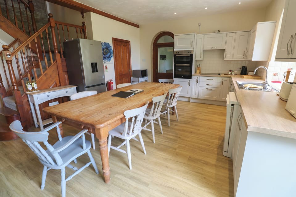 Microwave, stovetop, dishwasher, highchair