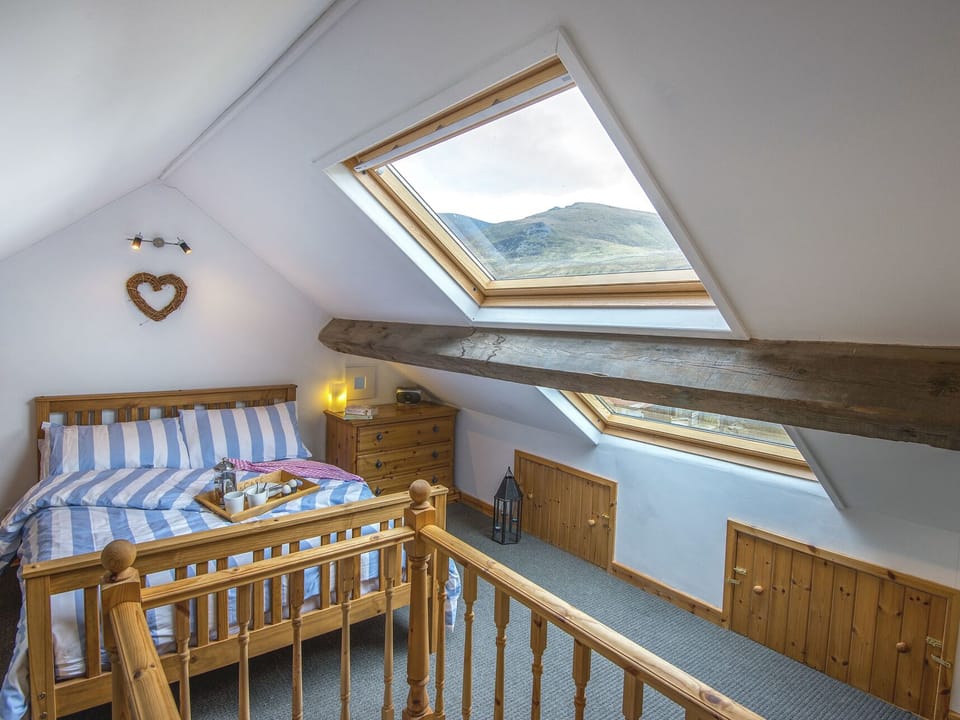12 Victoria Terrace House in Wales