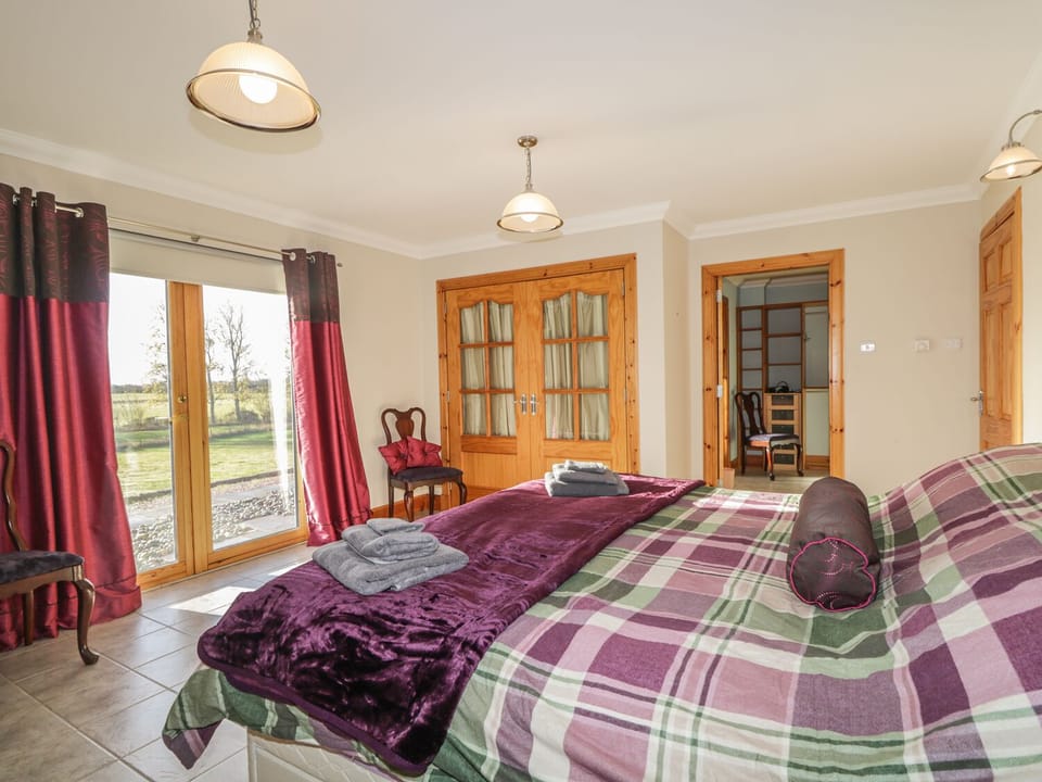 Cottage | 3 bedrooms, individually decorated, individually furnished, free WiFi