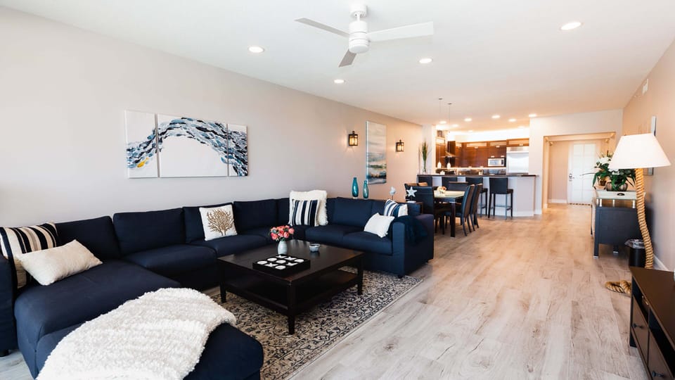 Open Floor Plan, Living, Dining, Kitchen
