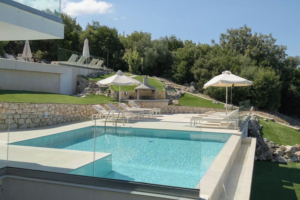 Building Exterior, Garden, Outdoor, Pool
