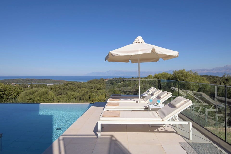 Building Exterior, Outdoor, Pool, Scenic View
