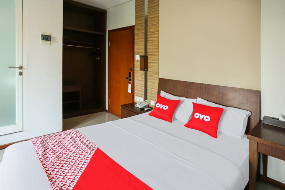 Standard Double Room | Desk, free WiFi, bed sheets
