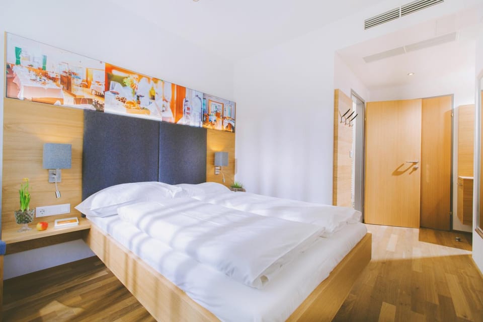 Hypo-allergenic bedding, individually decorated, individually furnished