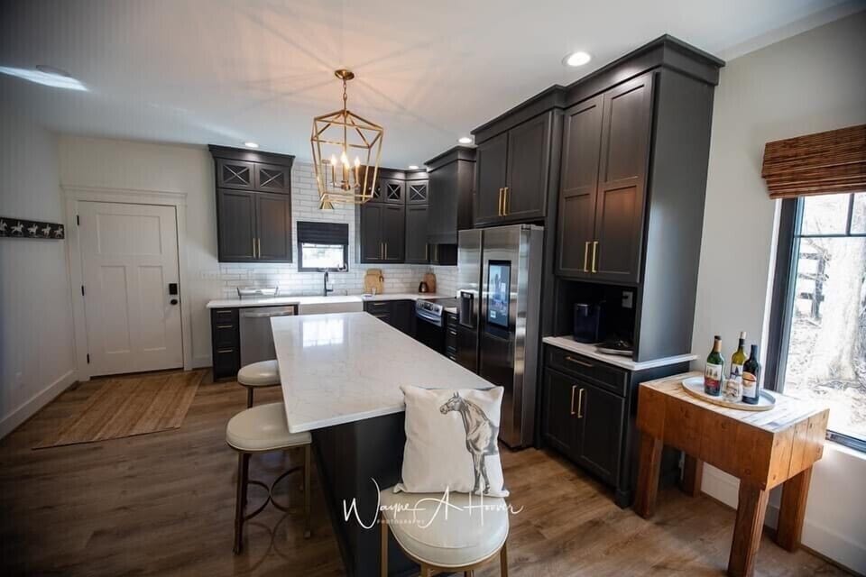 Gather around the kitchen and enjoy some family time. 