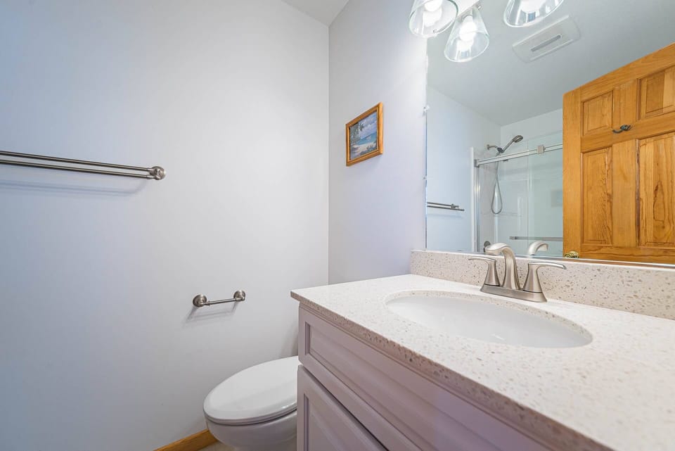 Mid Level En Suite