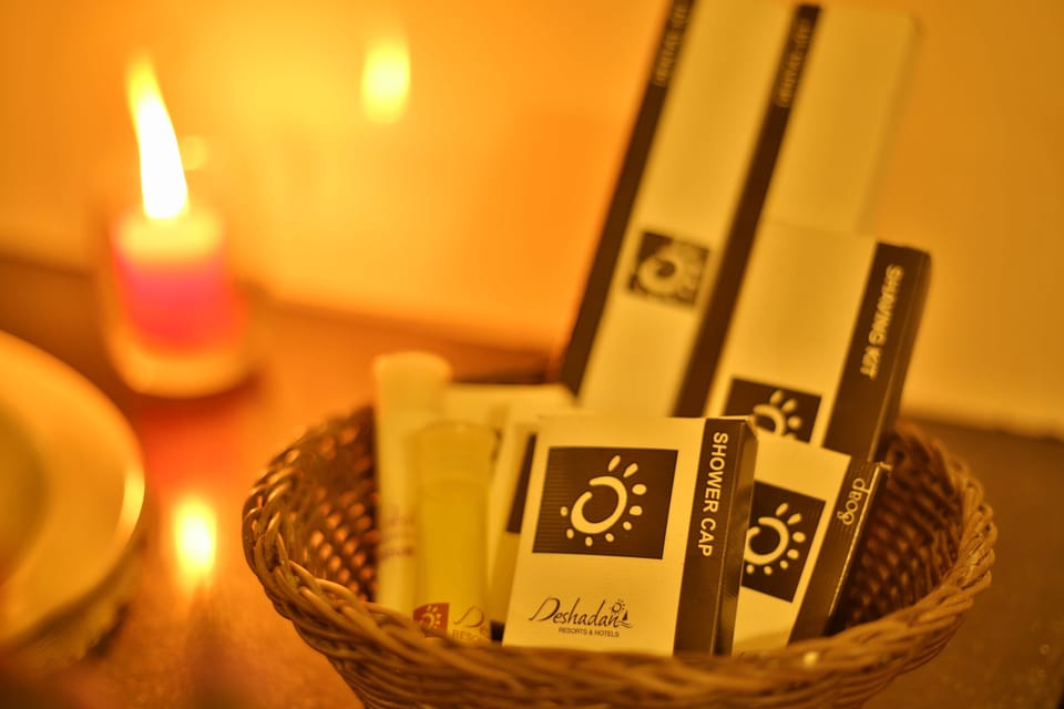 Standard Room, Poolside | Bathroom amenities | Shower, free toiletries, towels