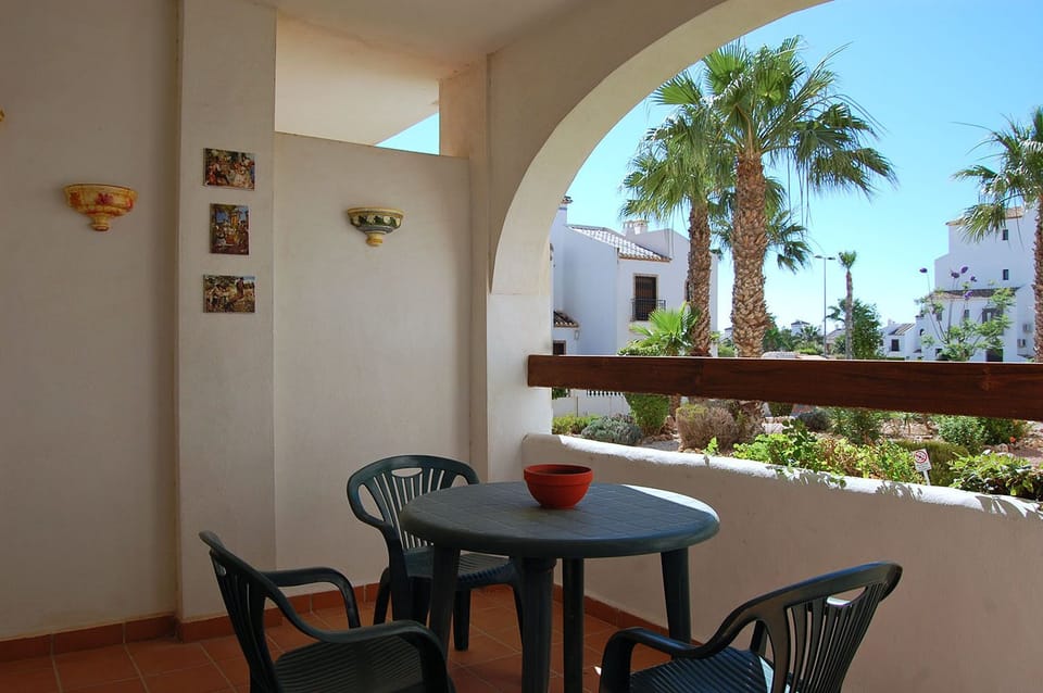 Terrace with beautiful views to the communal gardens