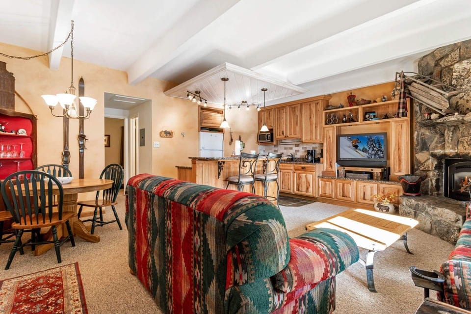 Open Concept Condo