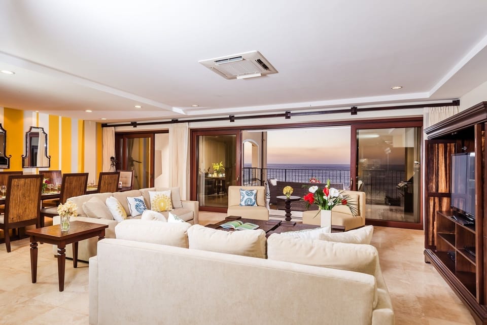 Enjoy Wi-Fi and TV for breaks from the beach.