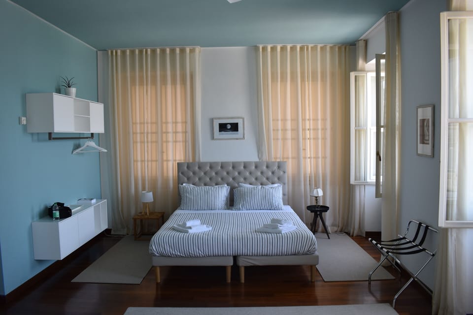 Panoramic Suite, 2 Bedrooms (Mare) | 2 bedrooms, free WiFi, bed sheets