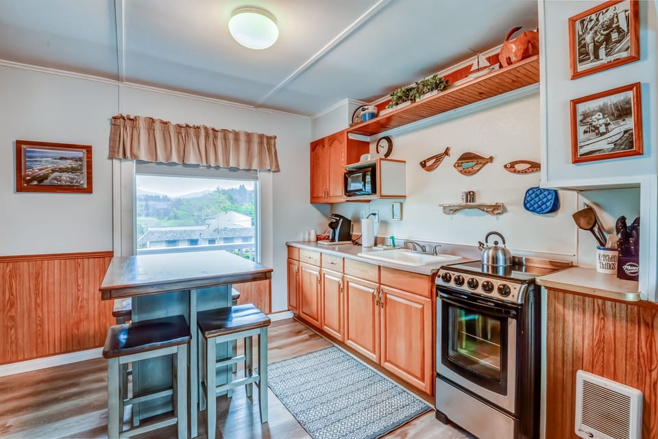 T03 Full Kitchen