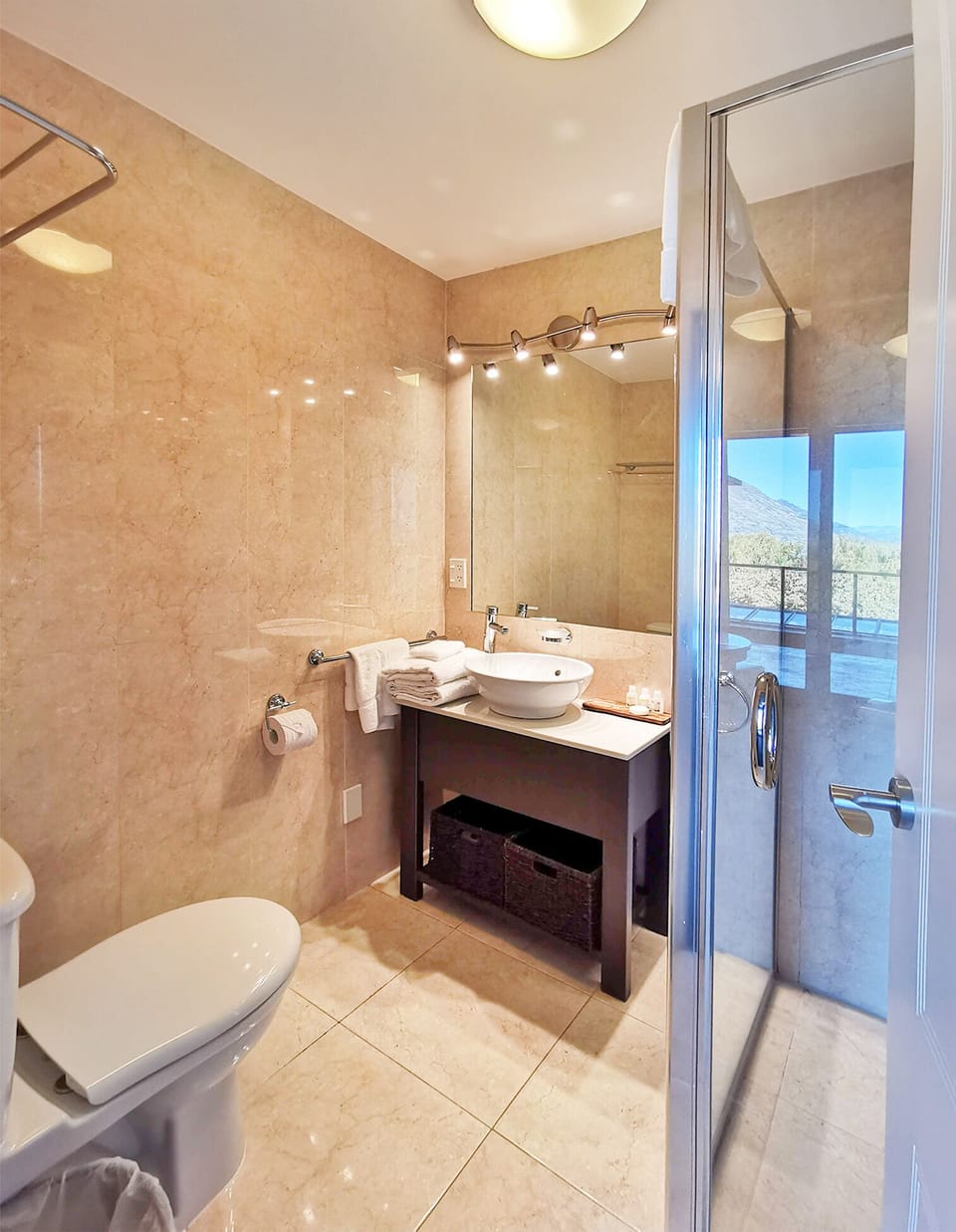 Private Studio | Bathroom | Shower, hair dryer, towels, soap
