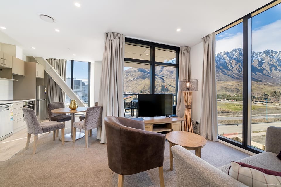 Private 2 Bedroom Executive Apartment | Living area | Flat-screen TV, Netflix, streaming services