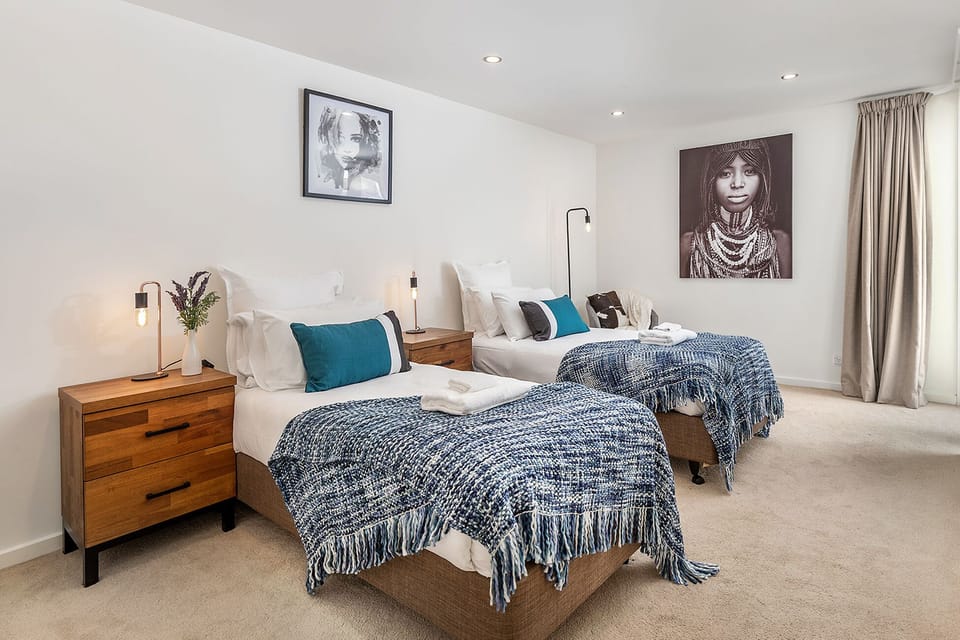 Private 2 Bedrooms Executive Apartment | 2 bedrooms, iron/ironing board, free WiFi, bed sheets