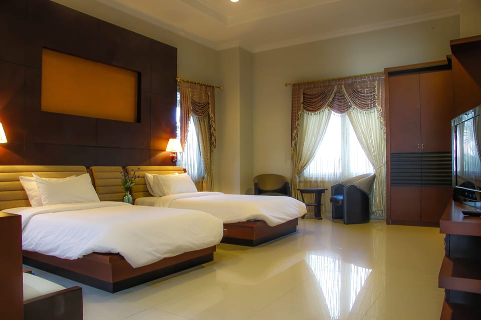 Executive Double or Twin Room | Desk, WiFi (free)