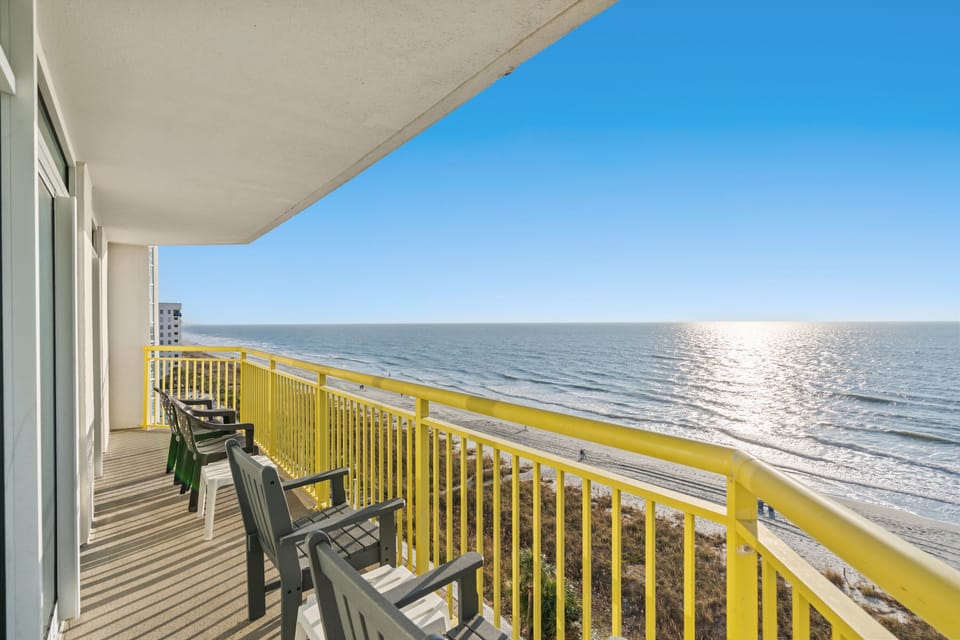 Enjoy a great sunrise while having morning coffee on the private balcony.