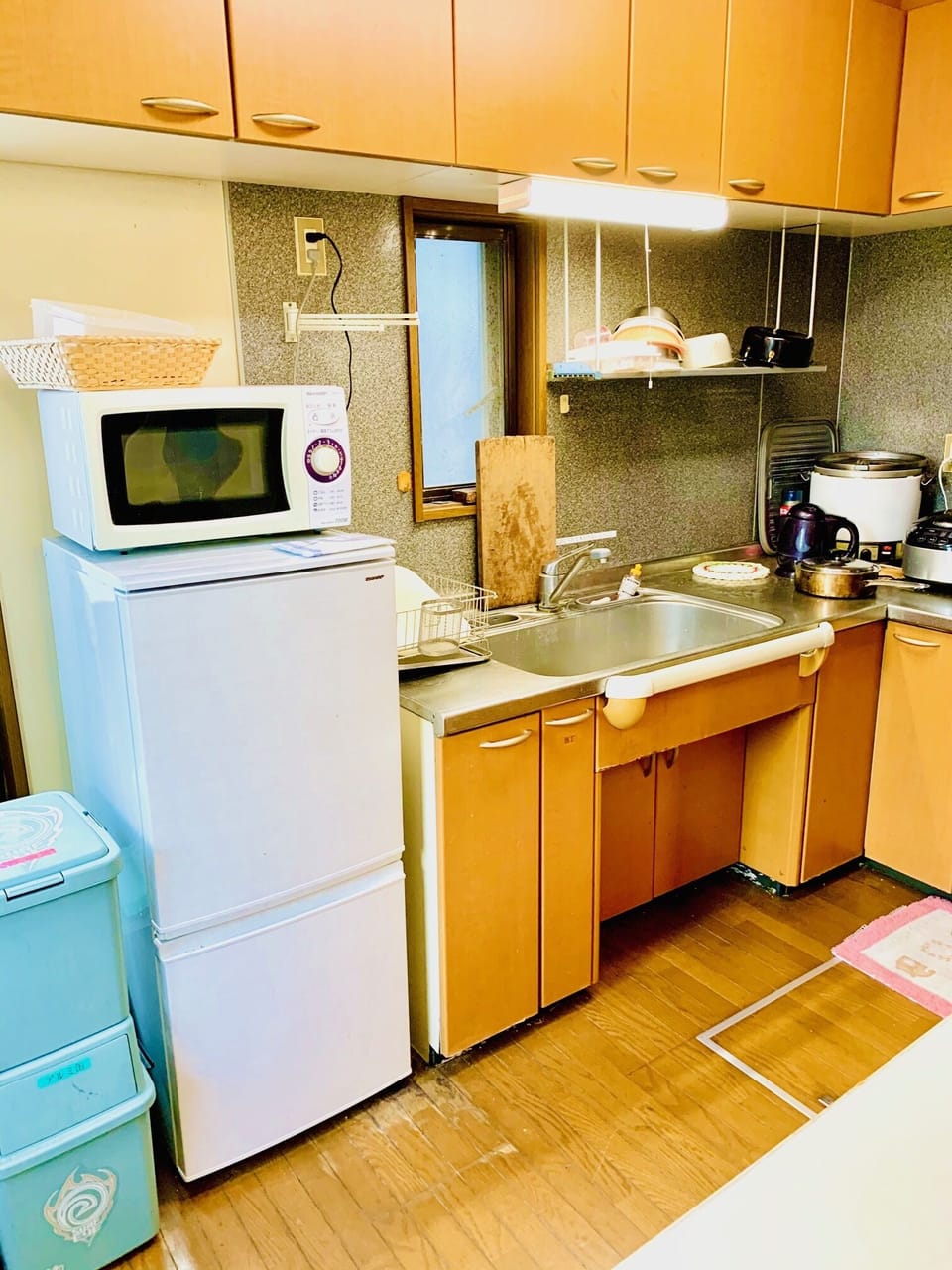 Shared fridge, shared microwave