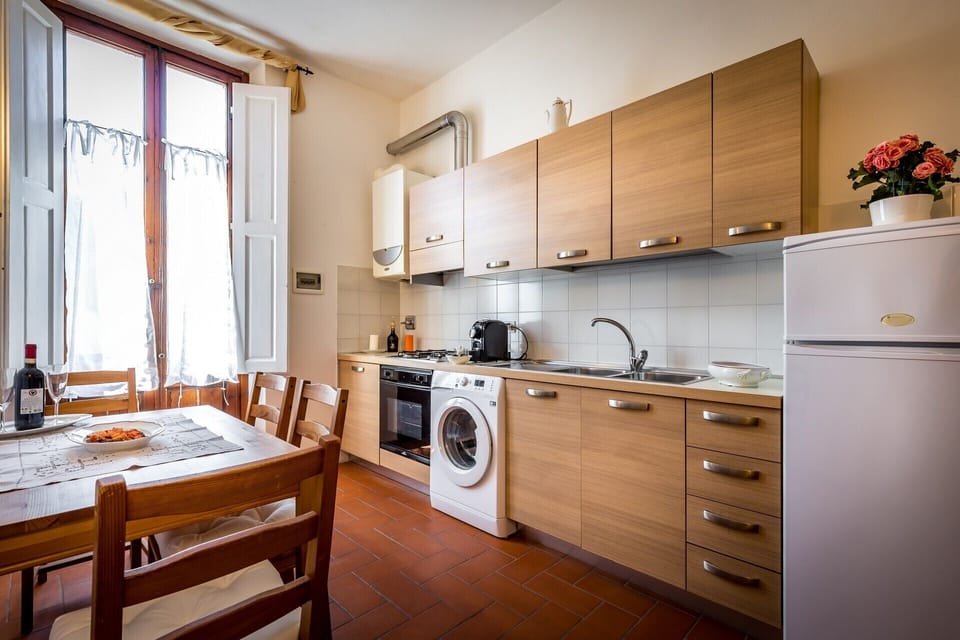 Classic Apartment, 1 Bedroom | Private kitchen | Full-size fridge, oven, stovetop, espresso maker