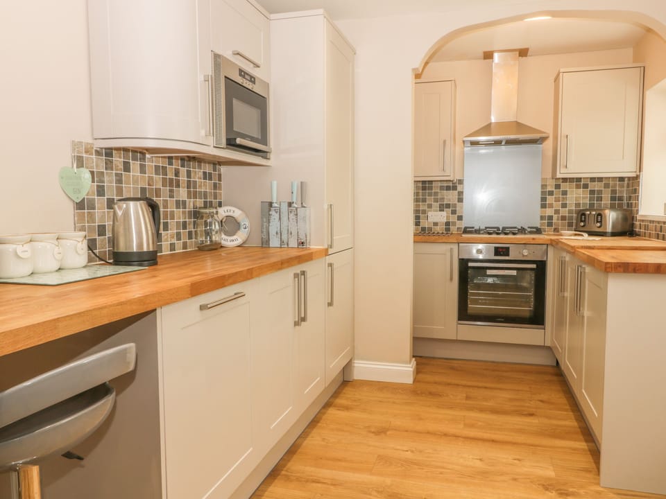 Cottage | Interior