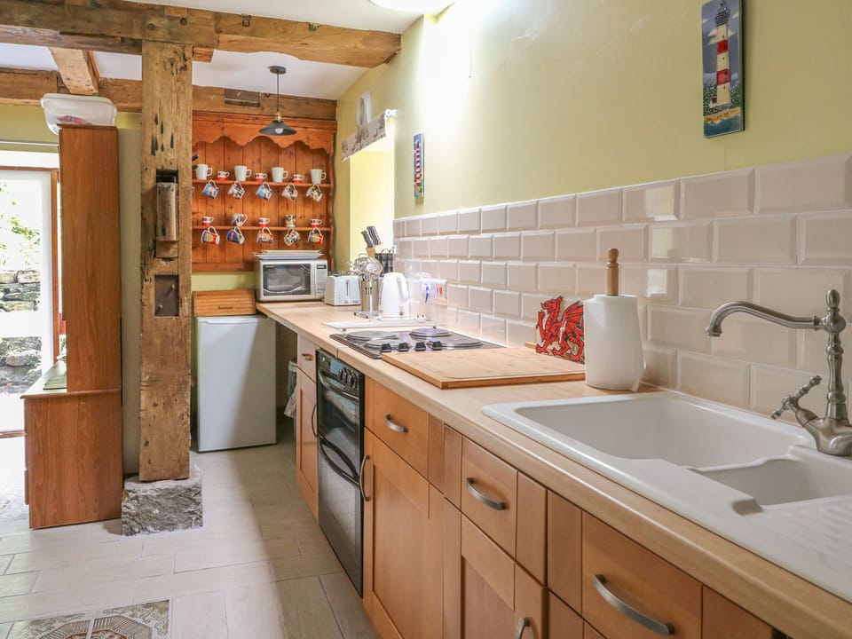 Cottage | Interior