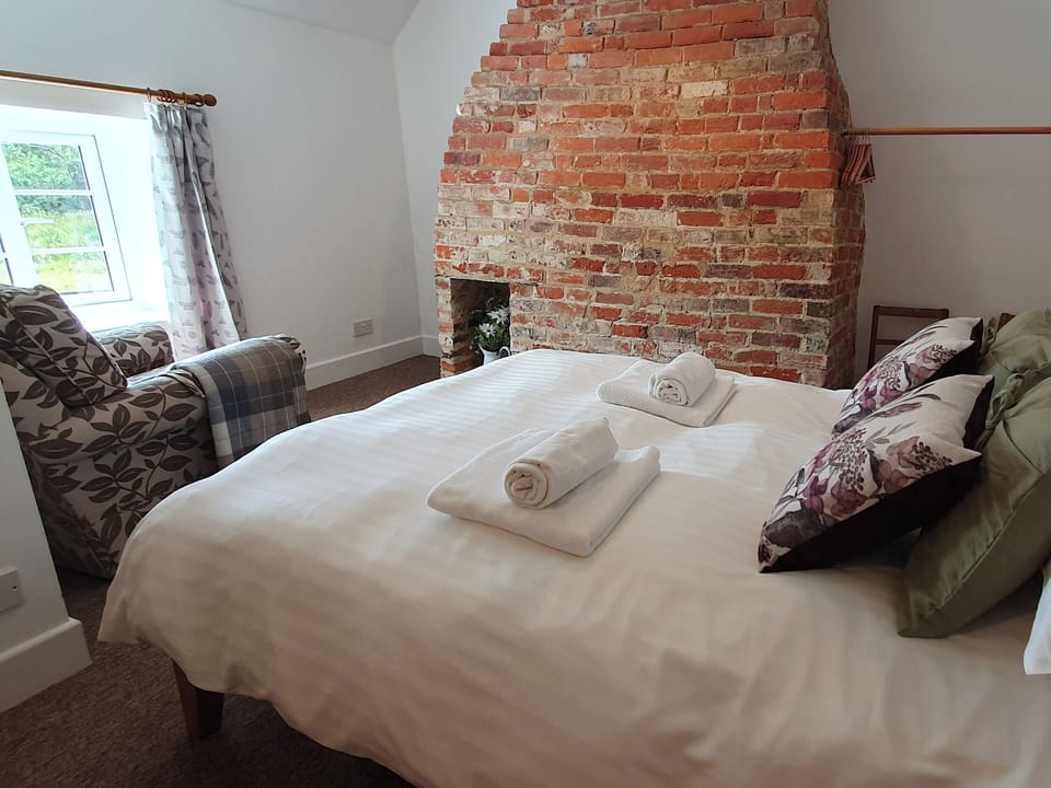 Pound Cottage Cottage in West Dorset District